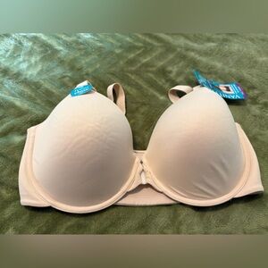 NEW Vanity Fair Bra 38D front close